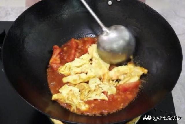炒西红柿鸡蛋时，先炒鸡蛋还是西红柿？8成人做错，难怪腥味重