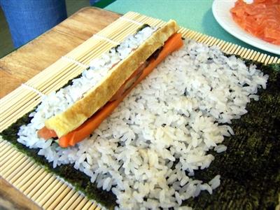 做寿司用什么米比较好（教你在家做好吃的寿司