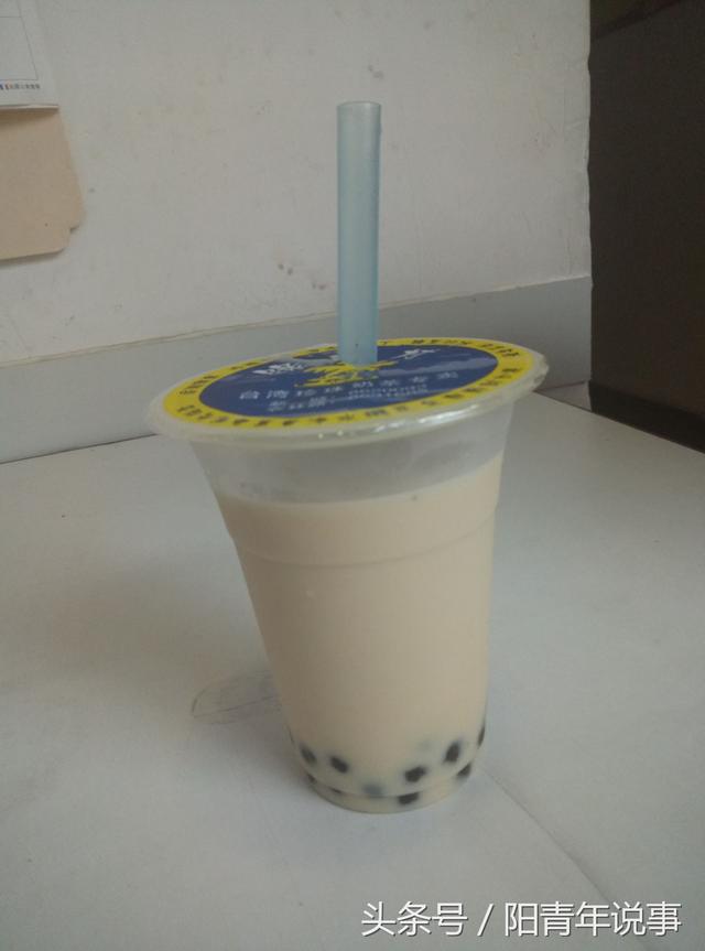 暴露年龄的文章｜那年，只有一种奶茶——大台北珍珠奶茶