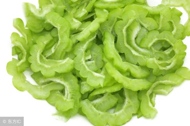 苦瓜是个宝，每天吃一点，对身体有4大好处！