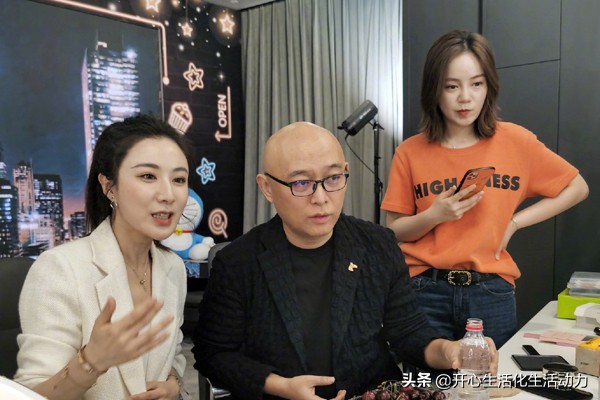 薇娅的直播间怎么进，携手孟非居然开启了云相亲