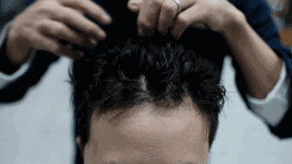 发际线高的男生，有什么发型可以拯救你的大额头？