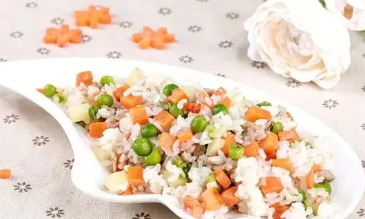 豌豆的膳食纤维含量高吗 豌豆怎么吃有营养