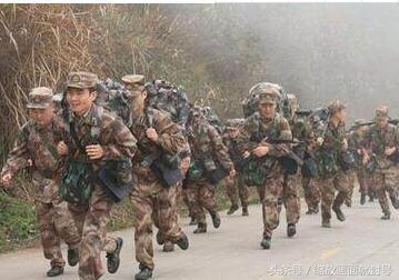 科普：军队中的中校是什么级别？