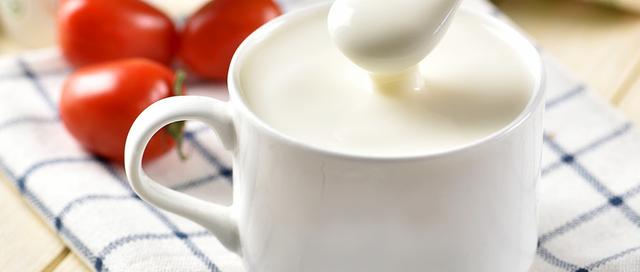 喝牛奶为什么拉肚子（一喝牛奶就拉肚子是什么