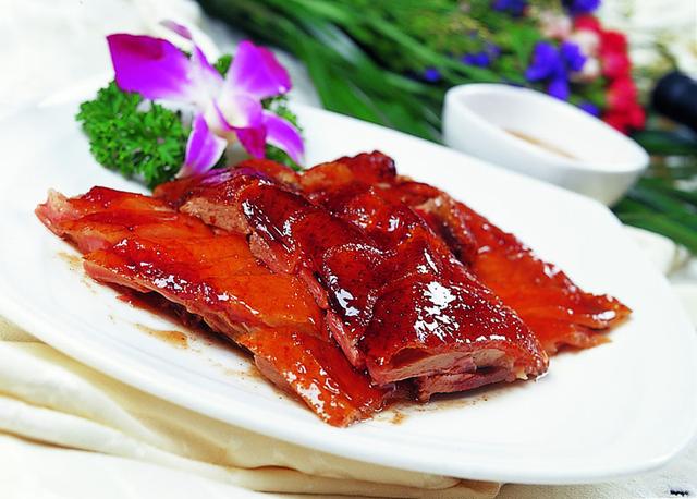 广东烧鹅比北京烤鸭好吃，为何没能全国普及，你觉得原因是什么？