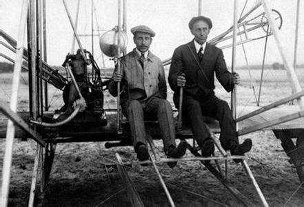 你知道世界上第一架飞机是谁发明的吗