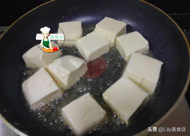 豆腐和此绝配，焖一焖鲜香嫩滑，做一锅连汤汁都不剩，便宜又营养