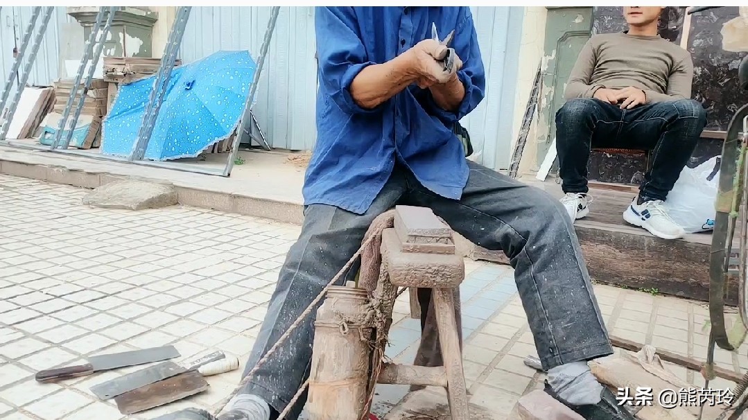 剪刀怎么磨才锋利（剪刀越磨越钝怎么办）
