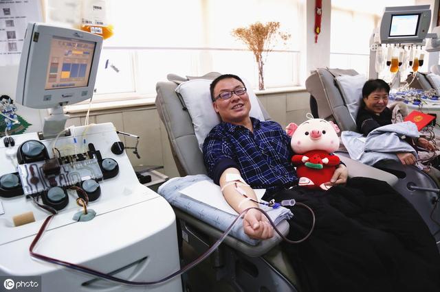 献血那些事！为什么很多人说医生不愿意献血？献血真的对身体好吗