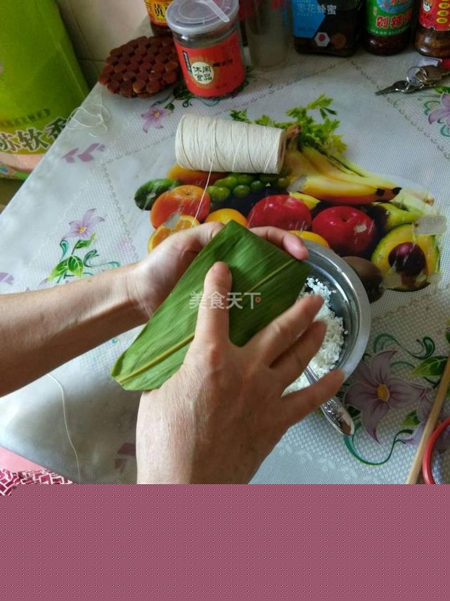 包粽子的步骤分解