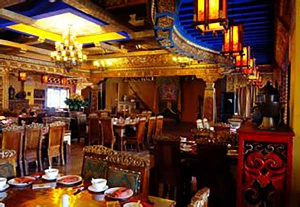 西藏有名的特色饭店都有什么（拉萨必吃餐馆推