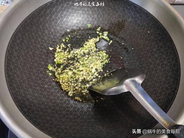 孩子爱吃的牙签肉，自己在家就能做，简单易做，好吃又解馋