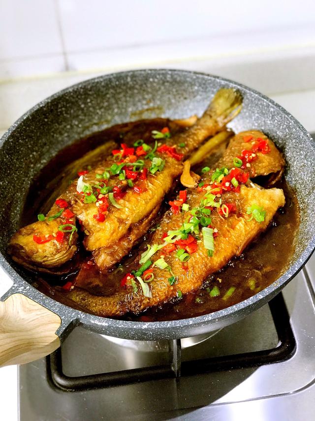 家常红烧大黄鱼的做法 红烧大黄鱼怎么做好吃