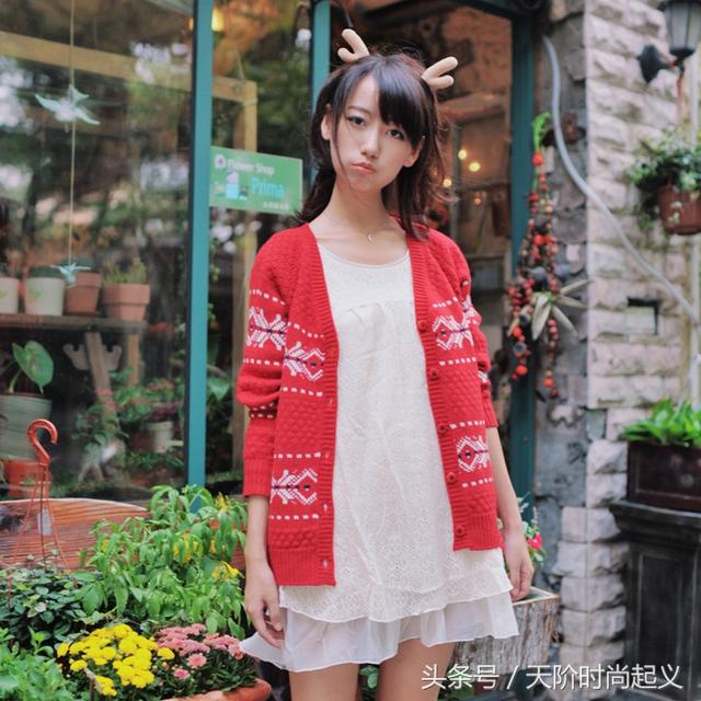 圣诞节穿什么衣服？红色战衣Merry Christmas！