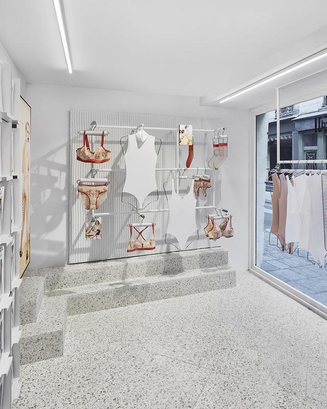 室内设计：法国著名的内衣及袜业品牌Wolford商店