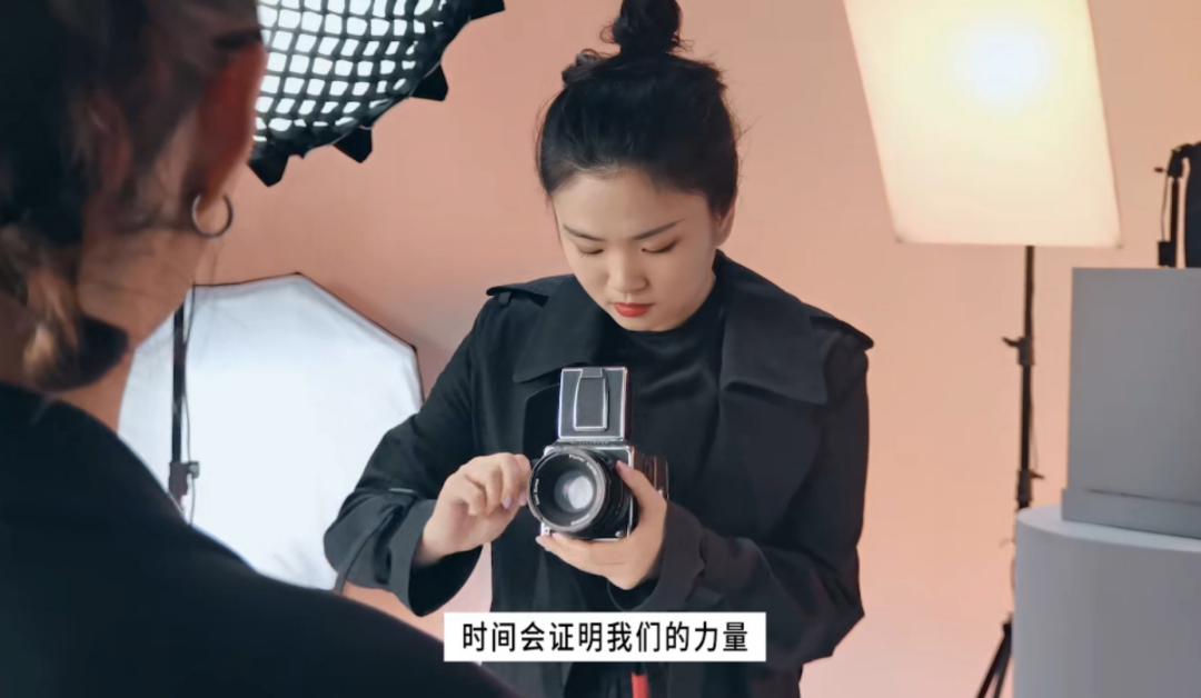 华为x人民日报拍摄「20岁的00后」短片，文案立场满分！