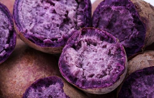 紫薯和红薯哪个更适合减肥适合吃？紫薯红薯之间的PK谁会胜出？
