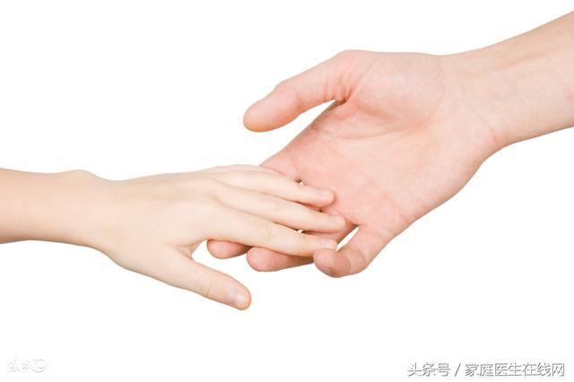 手抖是什么病的征兆？这种病可能会让你失去行动能力