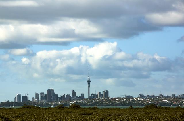 “帆船之都”奥克兰：新西兰最大城市，也是全国经济中心气候宜人