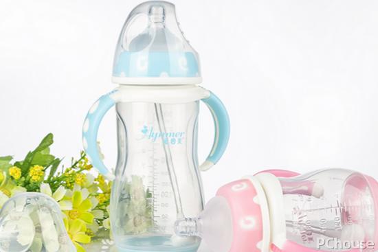 宝宝奶瓶什么材质好 宝宝奶瓶选购注意事项