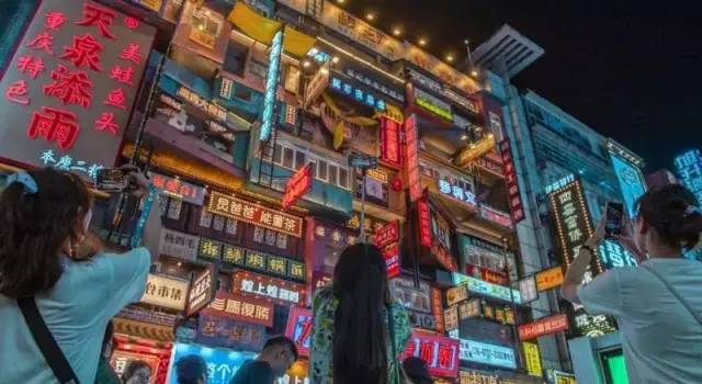 本年度中国最火城市一定有它！！！