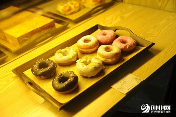 格莱美面包店总部地点在哪?查察官网你想要的全都有