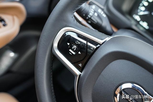 懂车试驾沃尔沃全新XC90，2.0T发动机如何撑起80万售价？