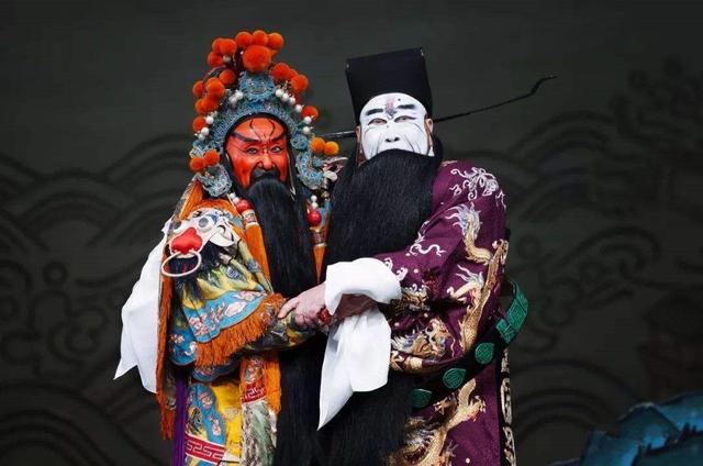 王东岳传授：红脸代表忠臣白脸代表奸臣，这个说法是这样呈现的