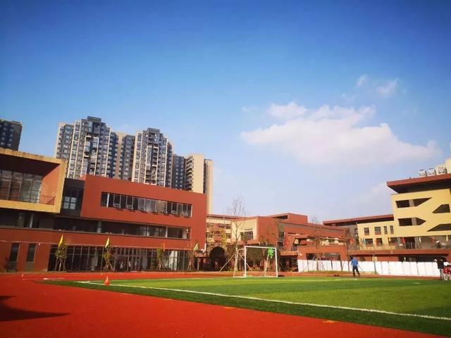 「职来职往」双流中学万科第五城学校招聘教师18名